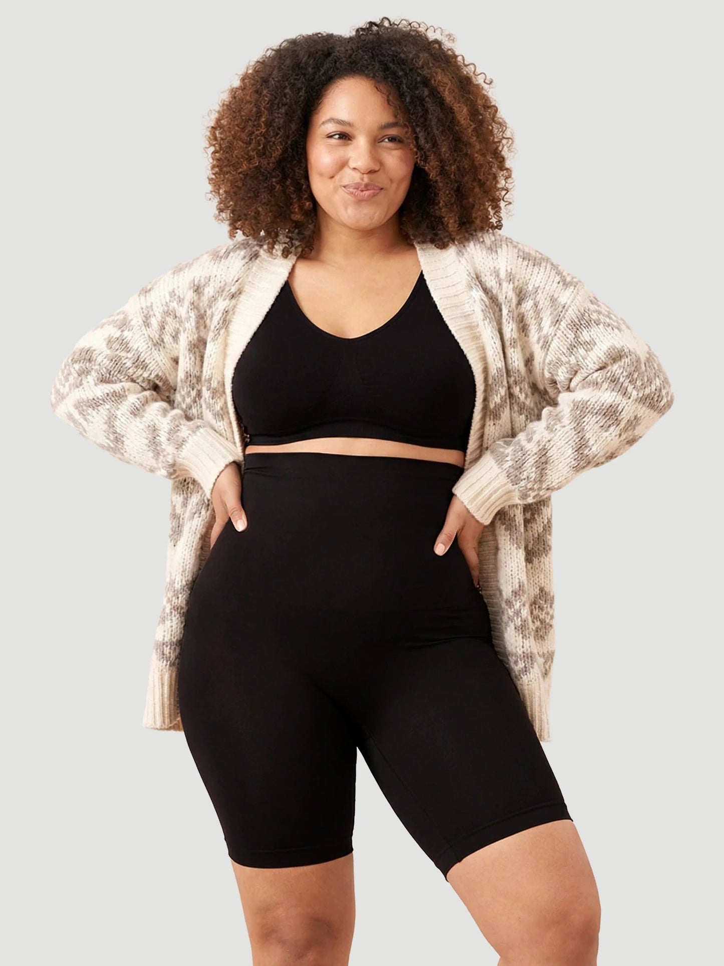 Skavix™ High Waisted Shaping Shorts – Sculpt, Lift & Support for a Confidence Boost ✨👖